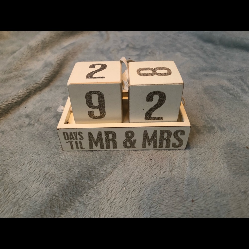 Wedding countdown blocks